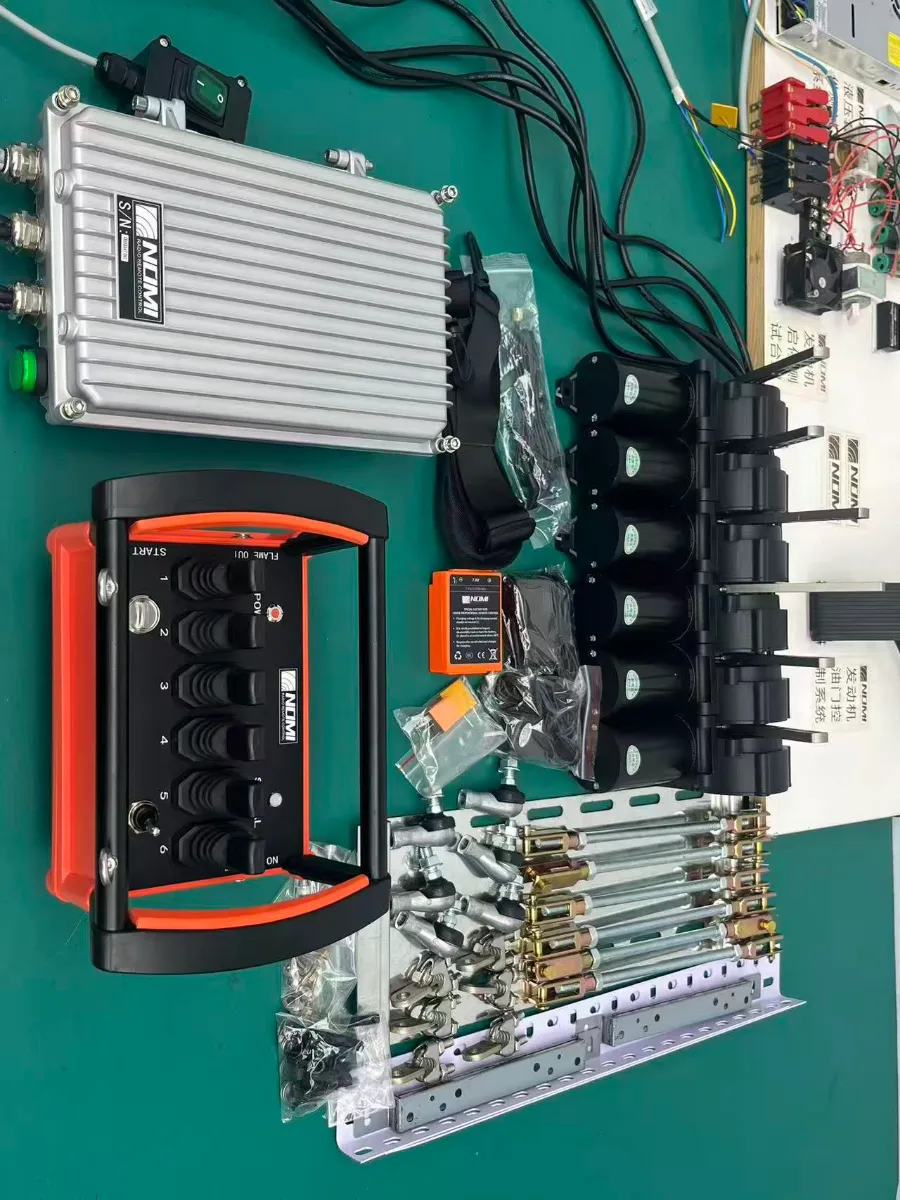 Industrial wireless hydraulic remote control transmitter and receiver